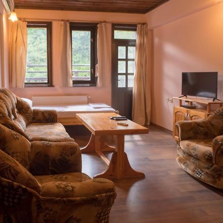 Hotel Комплекс Водопада Khrabrino Zimmer foto