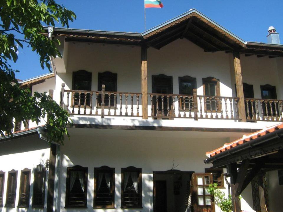 Hotel Комплекс Водопада Khrabrino Exterior foto