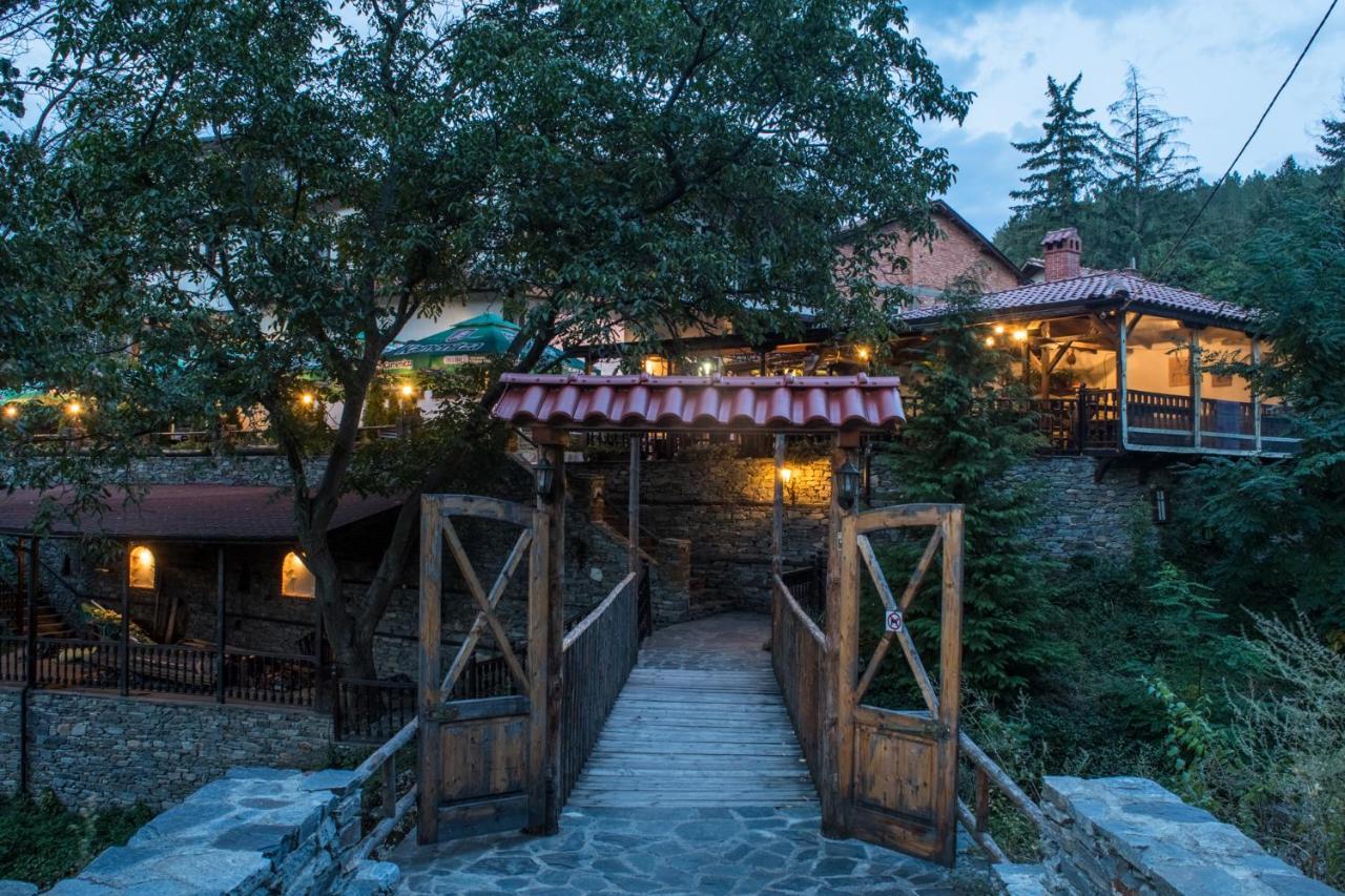 Hotel Комплекс Водопада Khrabrino Exterior foto